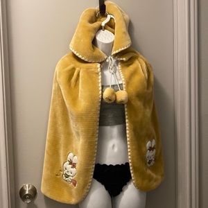 Toddler or small child cape
